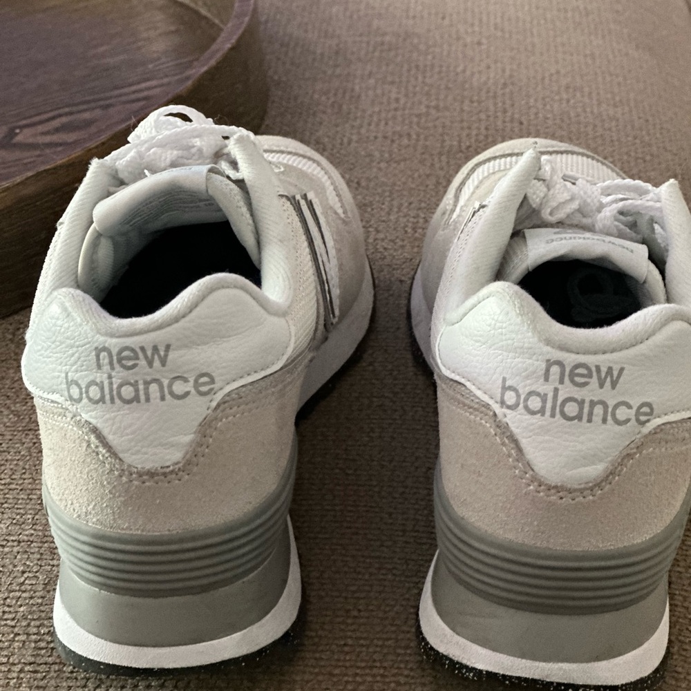 *NEW*  New Balance (574) white and gray women’s sneakers.  Size 7.5
